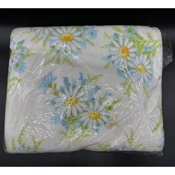Vintage Full Sized Blanket Satin Style Trim Daisy Flowers Beacon USA Blue 1970s - Picture 3 of 10